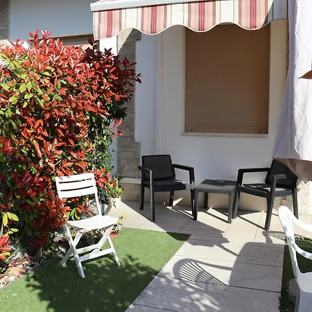 Monika 5 Garden דירה