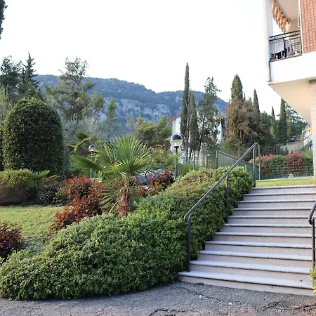 Monika 5 Garden * Garda (Verona)