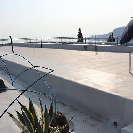 Monika 5 Garden غارْدا